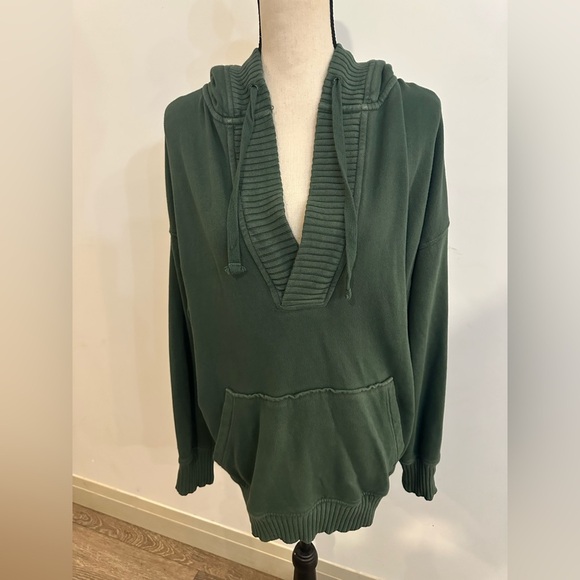 Aerie Medium Oversized Cotton pullover green sweatshirt hoodie - Picture 1 of 7